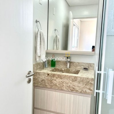 Apartamento com 112m², 3 quartos (sendo 1 suíte), 2 garagens, no bairro Ingleses em Florianópolis