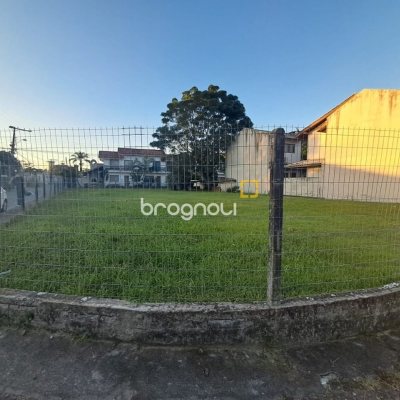 Terreno com 1606m², no bairro Cachoeira do Bom Jesus em Florianópolis