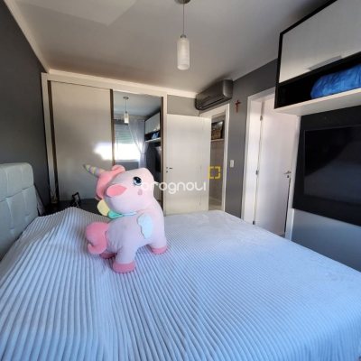 Apartamento com 78m², 2 quartos (sendo 2 suítes), 1 garagem, no bairro Ingleses em Florianópolis