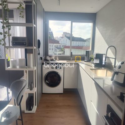 Apartamento com 43m², 1 quarto, no bairro Centro em Florianópolis
