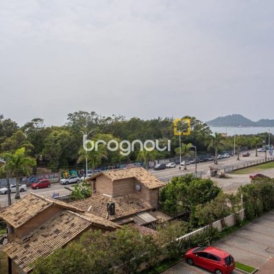 Cobertura com 166m², 3 quartos (sendo 1 suíte), 2 garagens, no bairro Campeche em Florianópolis