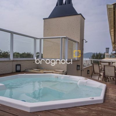 Cobertura com 166m², 3 quartos (sendo 1 suíte), 2 garagens, no bairro Campeche em Florianópolis