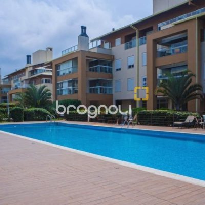 Cobertura com 166m², 3 quartos (sendo 1 suíte), 2 garagens, no bairro Campeche em Florianópolis