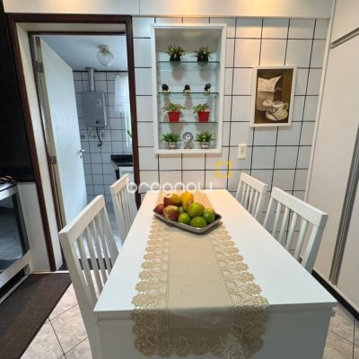 Apartamento com 108m², 4 quartos (sendo 1 suíte), 1 garagem, no bairro Bom Abrigo em Florianópolis