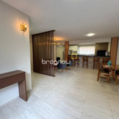 Apartamento com 108m², 4 quartos (sendo 1 suíte), 1 garagem, no bairro Bom Abrigo em Florianópolis