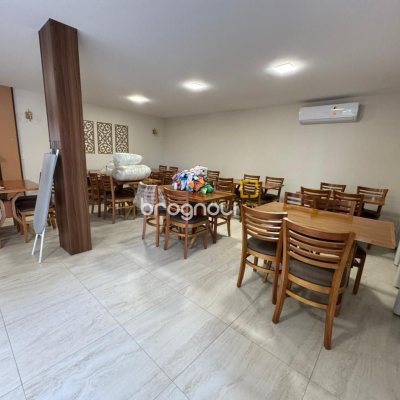 Apartamento com 108m², 4 quartos (sendo 1 suíte), 1 garagem, no bairro Bom Abrigo em Florianópolis