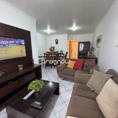 Apartamento com 108m², 4 quartos (sendo 1 suíte), 1 garagem, no bairro Bom Abrigo em Florianópolis