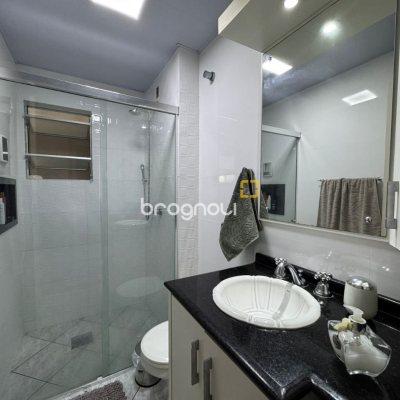 Apartamento com 108m², 4 quartos (sendo 1 suíte), 1 garagem, no bairro Bom Abrigo em Florianópolis