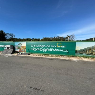 Casa com 151m², 3 quartos (sendo 1 suíte), 1 garagem, no bairro Vargem Grande em Florianópolis
