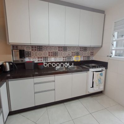 Apartamento com 78m², 2 quartos (sendo 1 suíte), 1 garagem, no bairro Praia Brava em Florianópolis