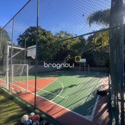 Cobertura com 196m², 3 quartos (sendo 1 suíte), 2 garagens, no bairro Carvoeira em Florianópolis