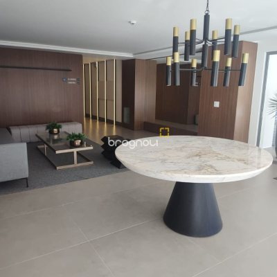 Apartamento com 164m², 3 quartos (sendo 3 suítes), 2 garagens, no bairro Cacupé em Florianópolis