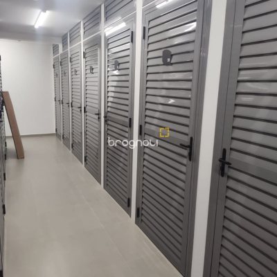 Apartamento com 164m², 3 quartos (sendo 3 suítes), 2 garagens, no bairro Cacupé em Florianópolis