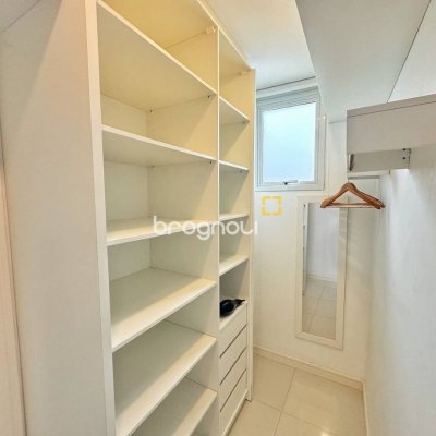 Cobertura com 200m², 3 quartos (sendo 1 suíte), 2 garagens, no bairro Ingleses em Florianópolis