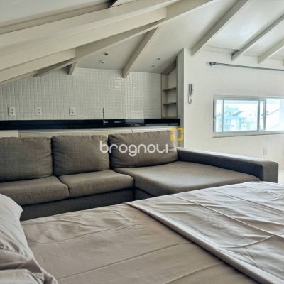 Cobertura com 200m², 3 quartos (sendo 1 suíte), 2 garagens, no bairro Ingleses em Florianópolis