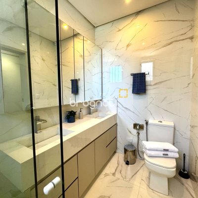 Casa com 323m², 4 quartos (sendo 4 suítes), 4 garagens, no bairro Ingleses em Florianópolis
