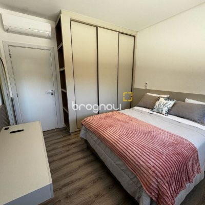 Casa com 323m², 4 quartos (sendo 4 suítes), 4 garagens, no bairro Ingleses em Florianópolis