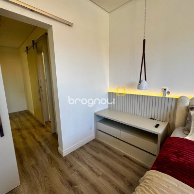 Casa com 323m², 4 quartos (sendo 4 suítes), 4 garagens, no bairro Ingleses em Florianópolis