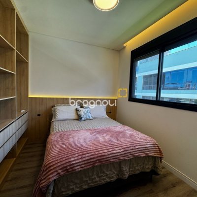 Casa com 323m², 4 quartos (sendo 4 suítes), 4 garagens, no bairro Ingleses em Florianópolis