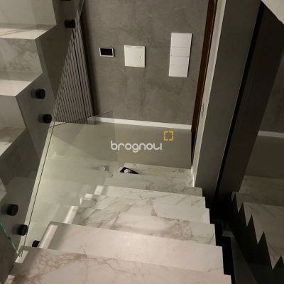 Casa com 323m², 4 quartos (sendo 4 suítes), 4 garagens, no bairro Ingleses em Florianópolis