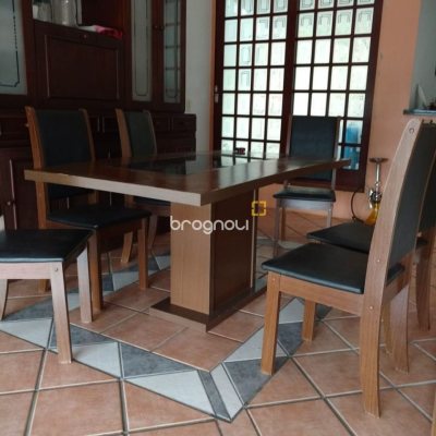 Casa com 270m², 5 quartos (sendo 1 suíte), 3 garagens, no bairro Itacorubi em Florianópolis