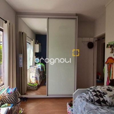 Casa com 95m², 3 quartos (sendo 1 suíte), 2 garagens, no bairro Saco dos Limões em Florianópolis