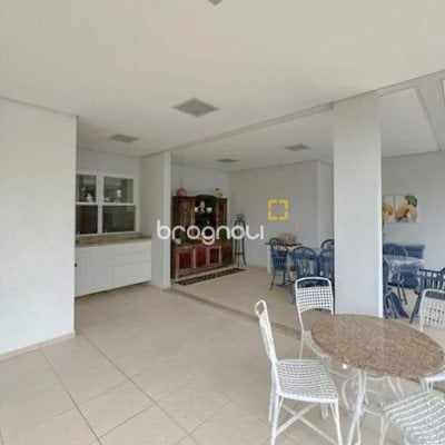 Casa com 605m², 6 quartos (sendo 5 suítes), 6 garagens, no bairro Jurerê Internacional em Florianópolis