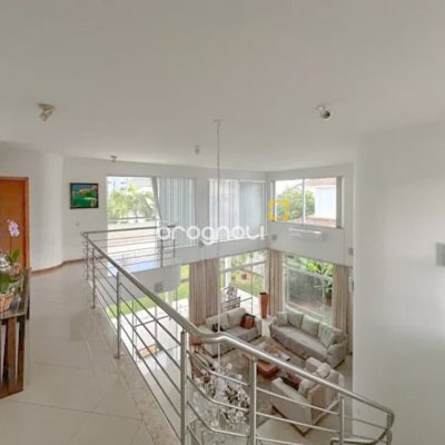Casa com 605m², 6 quartos (sendo 5 suítes), 6 garagens, no bairro Jurerê Internacional em Florianópolis