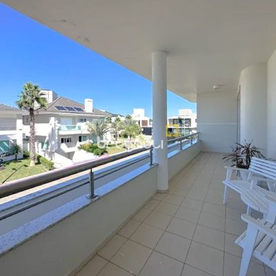 Casa com 605m², 6 quartos (sendo 5 suítes), 6 garagens, no bairro Jurerê Internacional em Florianópolis