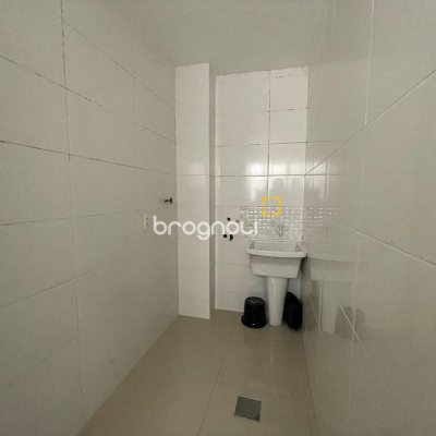 Apartamento com 68m², 2 quartos, no bairro Balneário em Florianópolis