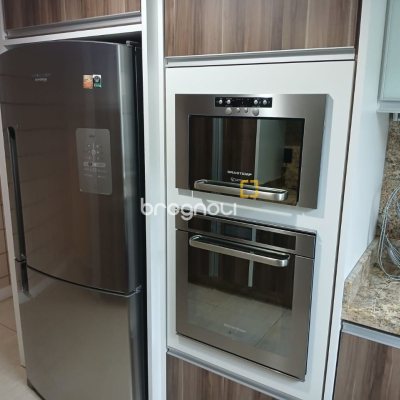 Casa com 191m², 4 quartos (sendo 1 suíte), 2 garagens, no bairro Ipiranga em São José