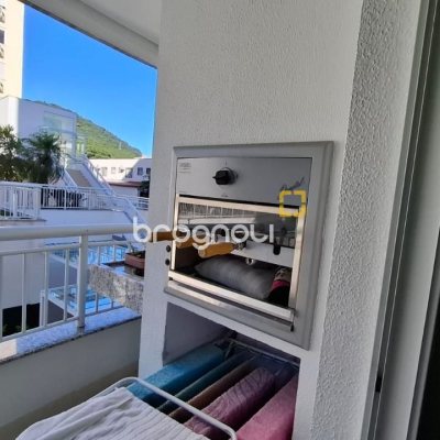 Apartamento com 81m², 2 quartos (sendo 1 suíte), 1 garagem, no bairro Itacorubi em Florianópolis