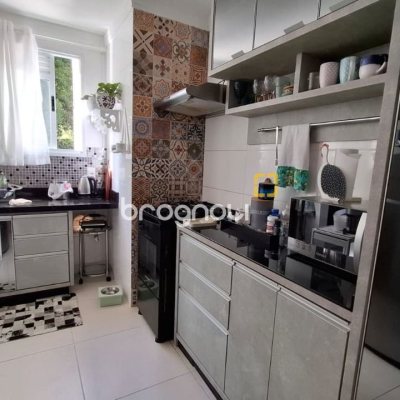 Apartamento com 81m², 2 quartos (sendo 1 suíte), 1 garagem, no bairro Itacorubi em Florianópolis