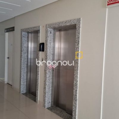 Apartamento com 81m², 2 quartos (sendo 1 suíte), 1 garagem, no bairro Itacorubi em Florianópolis