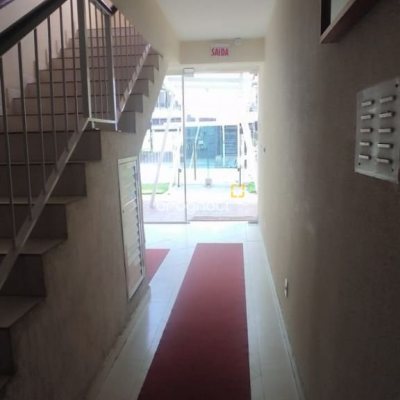 Apartamento com 82m², 3 quartos (sendo 1 suíte), 1 garagem, no bairro Kobrasol em São José