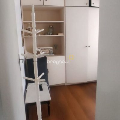 Apartamento com 82m², 3 quartos (sendo 1 suíte), 1 garagem, no bairro Kobrasol em São José