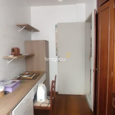 Apartamento com 82m², 3 quartos (sendo 1 suíte), 1 garagem, no bairro Kobrasol em São José