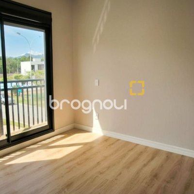 Casa de Condomínio com 165m², 3 quartos (sendo 1 suíte), 2 garagens, no bairro Beira Rio em Biguaçu