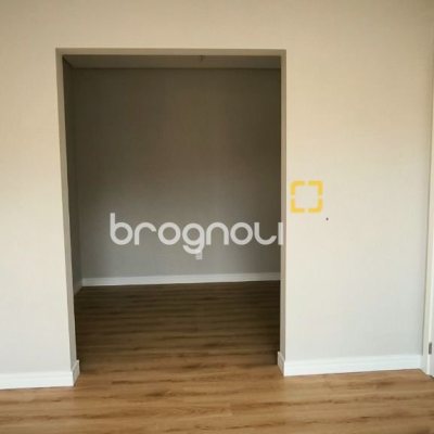 Casa de Condomínio com 165m², 3 quartos (sendo 1 suíte), 2 garagens, no bairro Beira Rio em Biguaçu