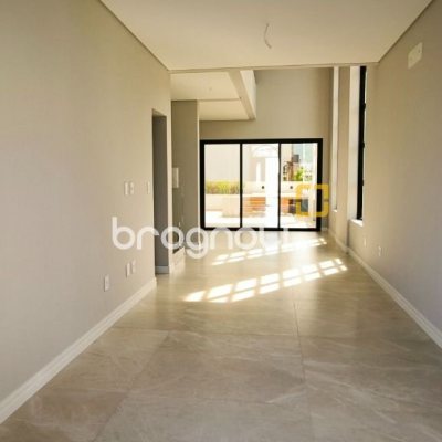 Casa de Condomínio com 165m², 3 quartos (sendo 1 suíte), 2 garagens, no bairro Beira Rio em Biguaçu