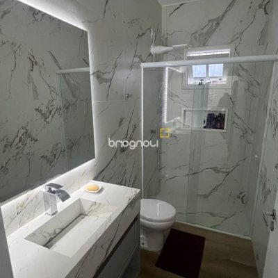 Casa com 200m², 3 quartos (sendo 2 suítes), 6 garagens, no bairro Serraria em São José