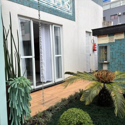 Apartamento com 173m², 2 quartos (sendo 2 suítes), 2 garagens, no bairro Campinas em São José