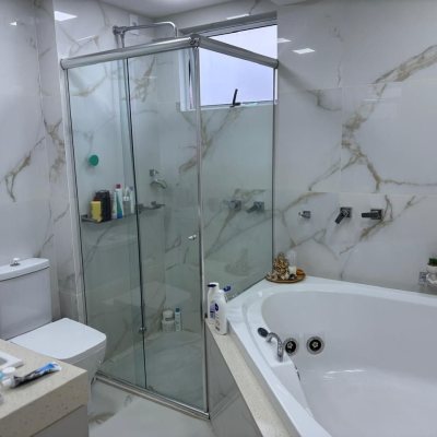 Apartamento com 173m², 2 quartos (sendo 2 suítes), 2 garagens, no bairro Campinas em São José