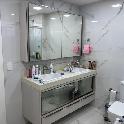 Apartamento com 173m², 2 quartos (sendo 2 suítes), 2 garagens, no bairro Campinas em São José