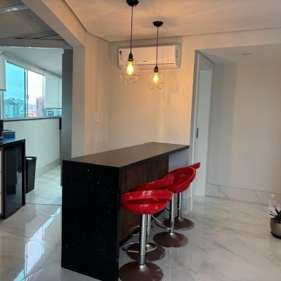 Apartamento com 173m², 2 quartos (sendo 2 suítes), 2 garagens, no bairro Campinas em São José