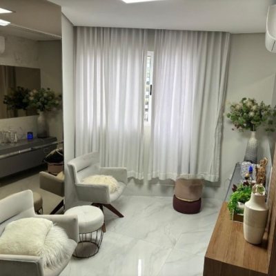 Apartamento com 173m², 2 quartos (sendo 2 suítes), 2 garagens, no bairro Campinas em São José