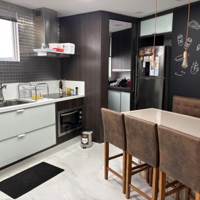 Apartamento com 173m², 2 quartos (sendo 2 suítes), 2 garagens, no bairro Campinas em São José