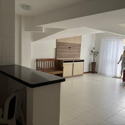 Apartamento com 173m², 2 quartos (sendo 2 suítes), 2 garagens, no bairro Campinas em São José