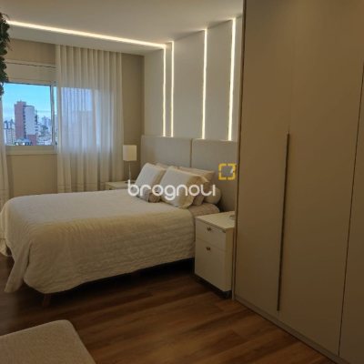 Apartamento com 121m², 3 quartos (sendo 3 suítes), 2 garagens, no bairro Kobrasol em São José