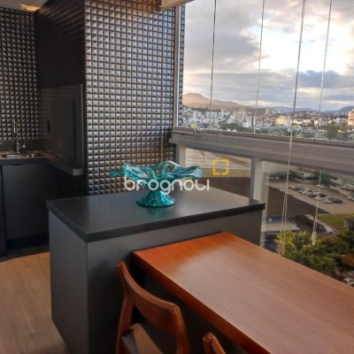 Apartamento com 121m², 3 quartos (sendo 3 suítes), 2 garagens, no bairro Kobrasol em São José